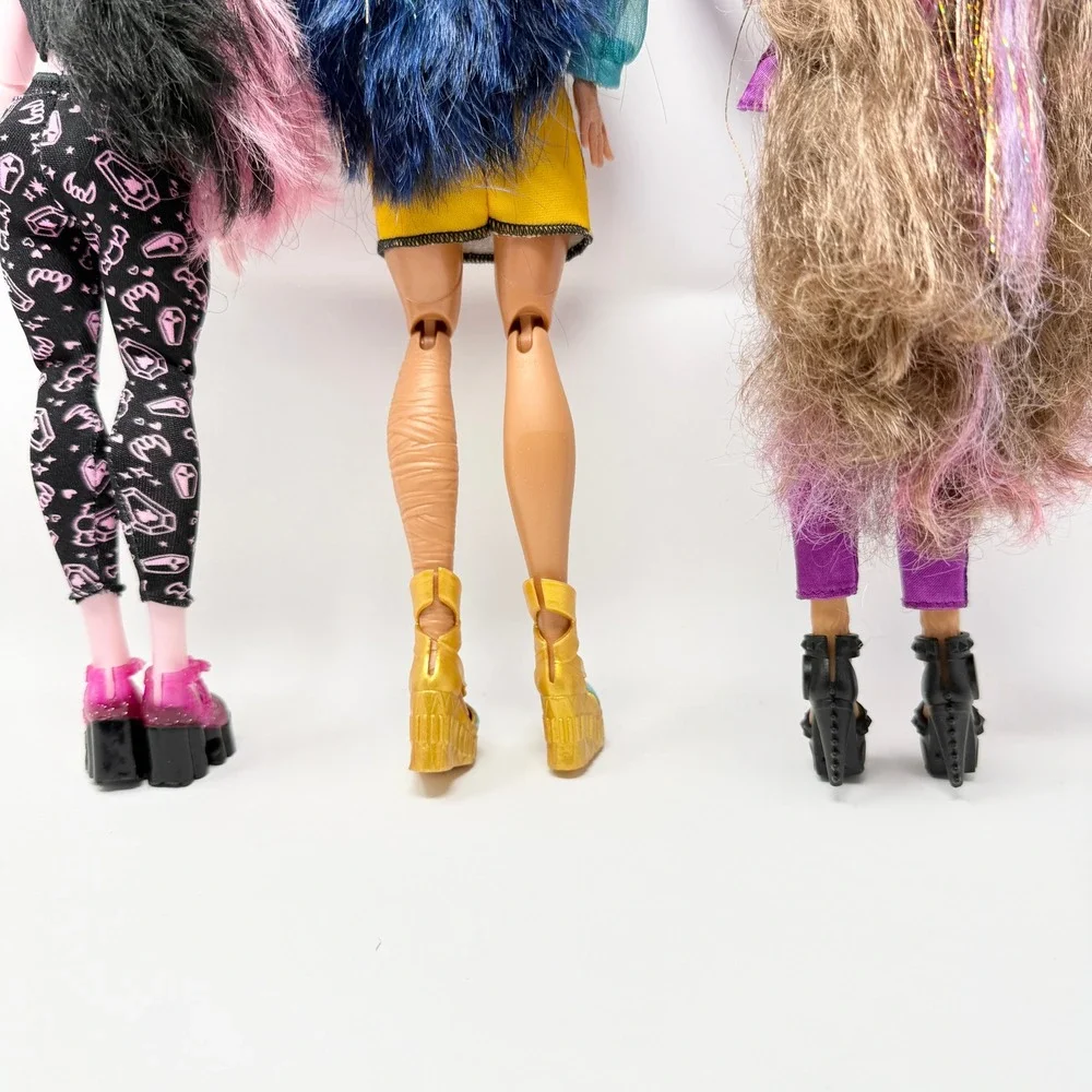 Monster High G3 Doll Lot Draculaura Cleo de Nile Clawdeen Wolf Mattel 2021